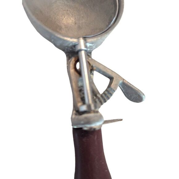 Vintage 1950s Metal Ice Cream Scoop by Peerless 8.75-inch Red Wood Handle Works - Picture 4 of 7
